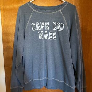 American Eagle women’s Cape Cod crewneck sweatshirt. Navy Blue. Size Large.